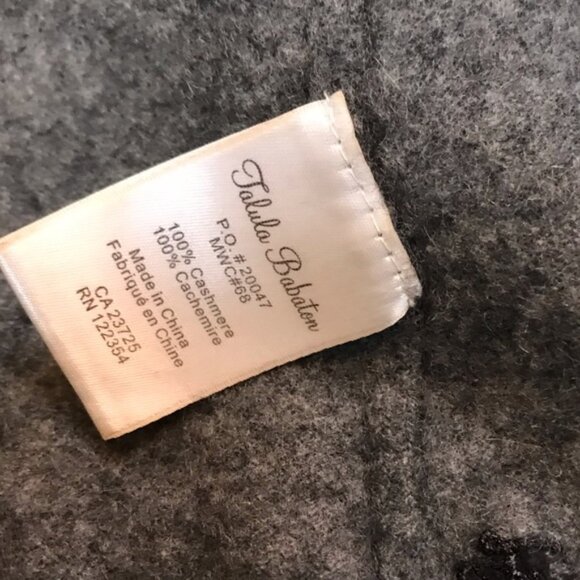 Aritzia Talula Babaton 100% Cashmere Cardigan Sweater Button up Crew Neck Grey S - Picture 8 of 15